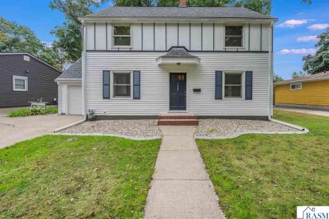 108 Ridge Court Mankato MN 56001