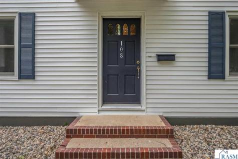 108 Ridge Court Mankato MN 56001