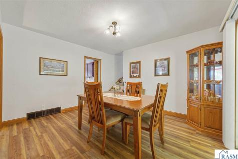 48186 Old River Bluff Road St. Peter MN 56082