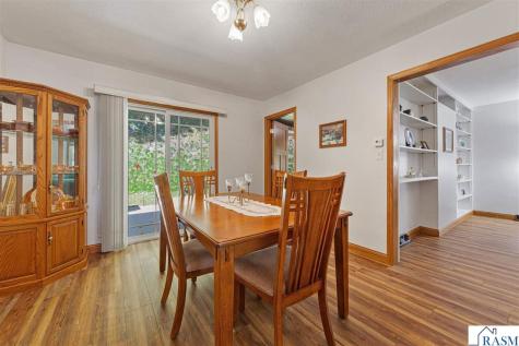 48186 Old River Bluff Road St. Peter MN 56082