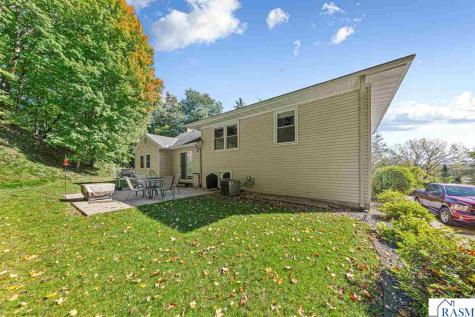 48186 Old River Bluff Road St. Peter MN 56082
