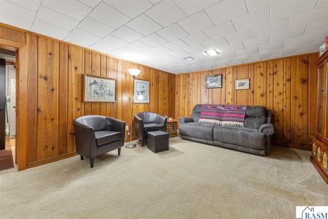 48186 Old River Bluff Road St. Peter MN 56082