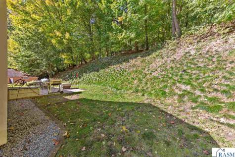 48186 Old River Bluff Road St. Peter MN 56082