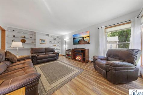 48186 Old River Bluff Road St. Peter MN 56082
