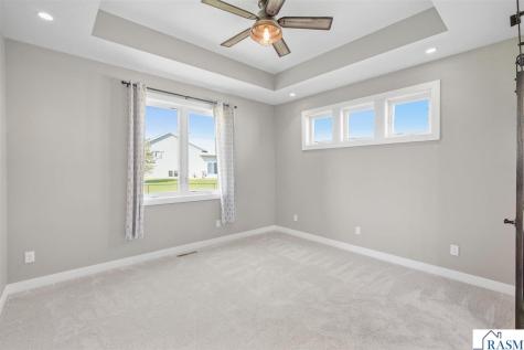 820 Fieldcrest Drive Mankato MN 56001