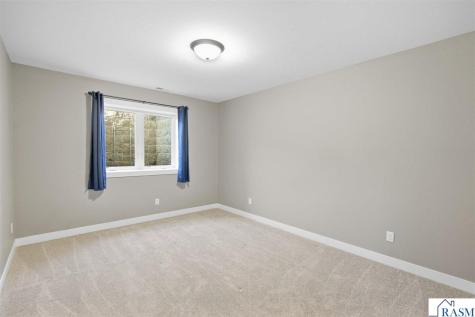 820 Fieldcrest Drive Mankato MN 56001