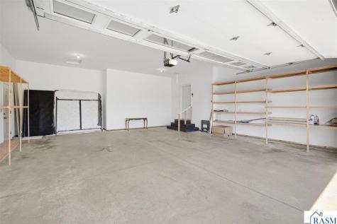 820 Fieldcrest Drive Mankato MN 56001