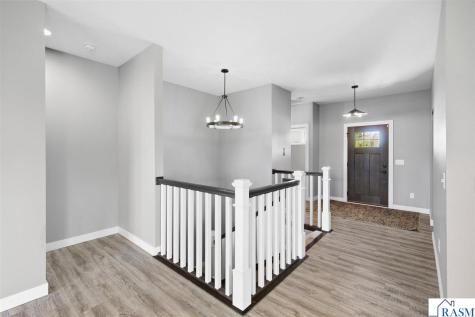 820 Fieldcrest Drive Mankato MN 56001