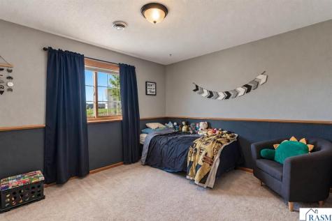 613 W Nathan Street Lake Crystal MN 56055