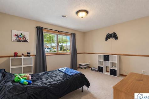 613 W Nathan Street Lake Crystal MN 56055