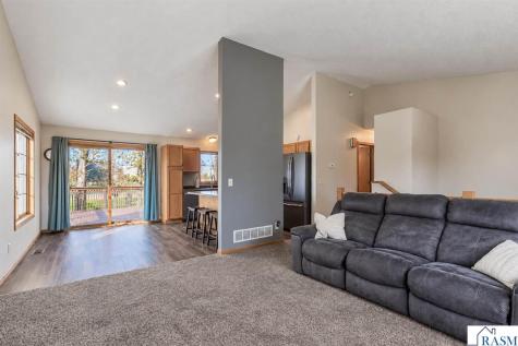 613 W Nathan Street Lake Crystal MN 56055
