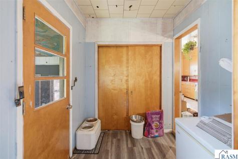 204 E 12th Street Blue Earth MN 56013