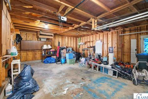 204 E 12th Street Blue Earth MN 56013
