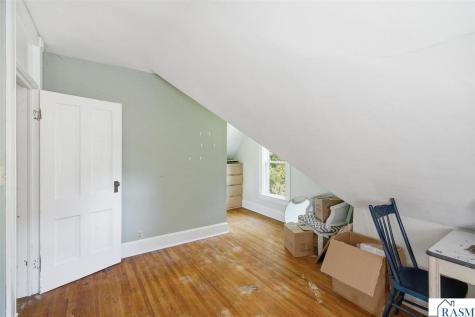 204 E 12th Street Blue Earth MN 56013