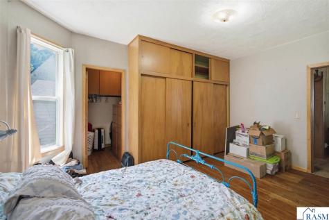 204 E 12th Street Blue Earth MN 56013