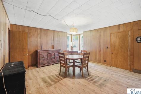 204 E 12th Street Blue Earth MN 56013