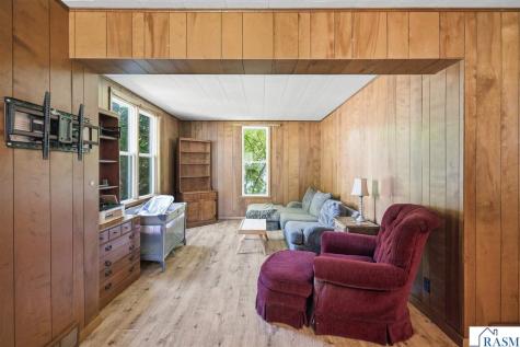 204 E 12th Street Blue Earth MN 56013