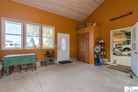 23812 State Highway 22 Mankato MN 56001