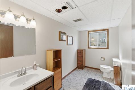 802 1st Street SW Madelia MN 56062