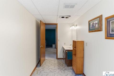 802 1st Street SW Madelia MN 56062