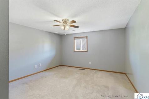 802 1st Street SW Madelia MN 56062