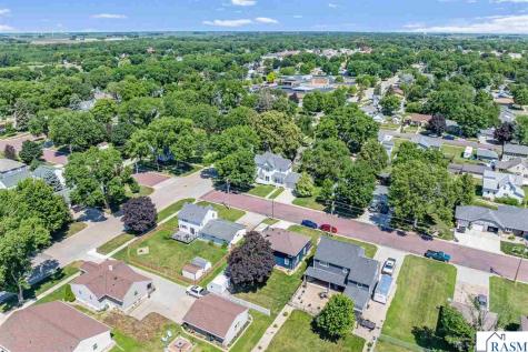 310 E 13th Street Blue Earth MN 56013