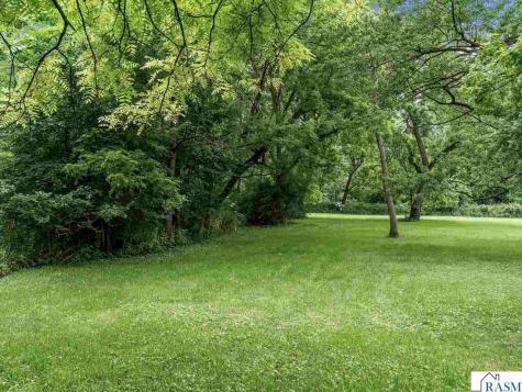 201 Hillcrest Drive Waterville MN 56096