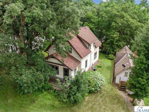 201 Hillcrest Drive Waterville MN 56096