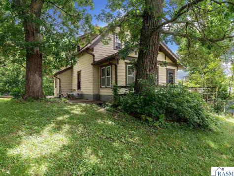 201 Hillcrest Drive Waterville MN 56096