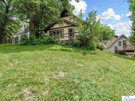201 Hillcrest Drive Waterville MN 56096