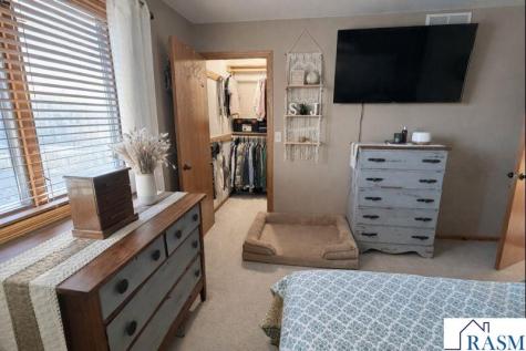 208 Maverick Drive Mankato MN 56001