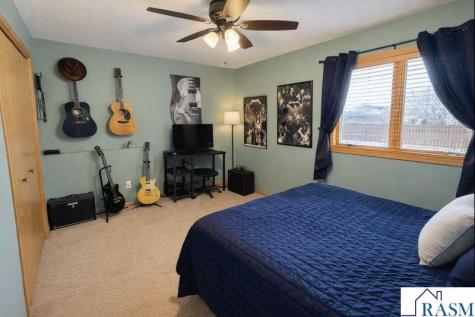 208 Maverick Drive Mankato MN 56001