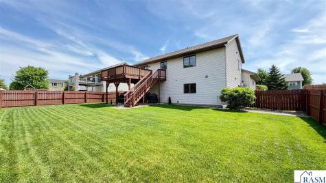 208 Maverick Drive Mankato MN 56001