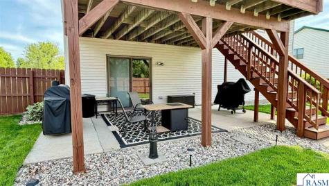 208 Maverick Drive Mankato MN 56001