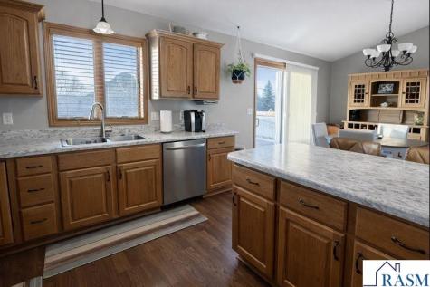 208 Maverick Drive Mankato MN 56001