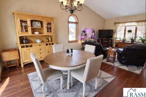 208 Maverick Drive Mankato MN 56001