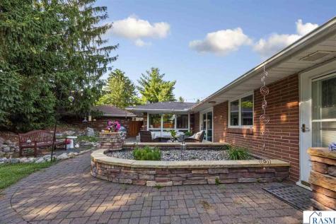 716 N 8th Street St. Peter MN 56082