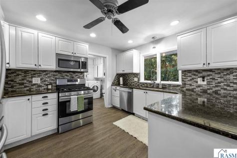 716 N 8th Street St. Peter MN 56082