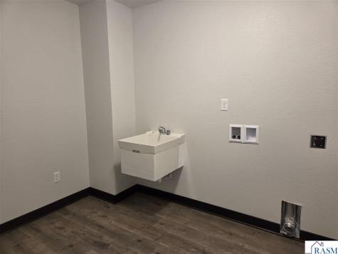 510 NW 7th Street New Richland MN 56072-0057