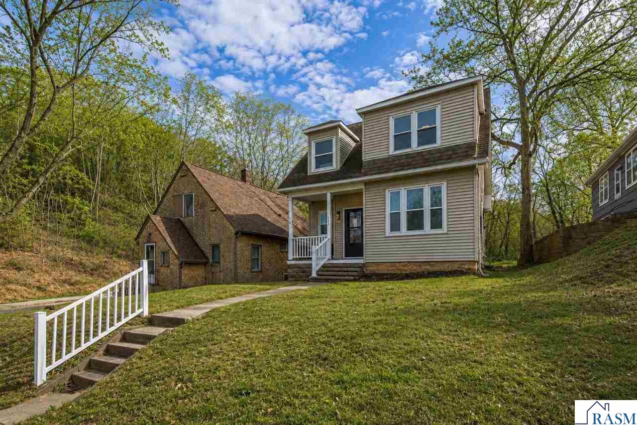 407 E Pleasant Street Mankato MN 56001