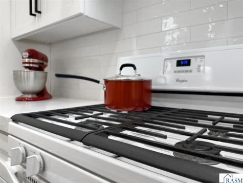 407 E Pleasant Street Mankato MN 56001