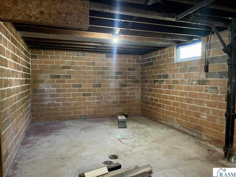 925 7th Street South St. James MN 56081