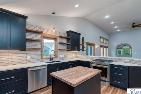 105 Jade Court Mankato MN 56001