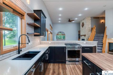 105 Jade Court Mankato MN 56001
