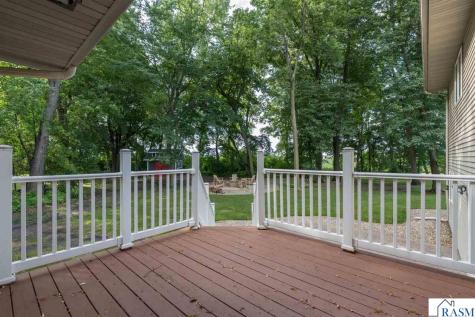 105 Jade Court Mankato MN 56001