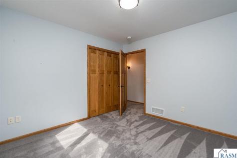 105 Jade Court Mankato MN 56001