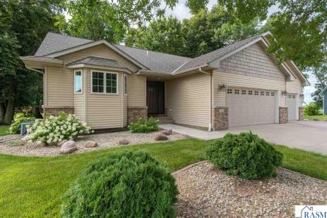 105 Jade Court Mankato MN 56001