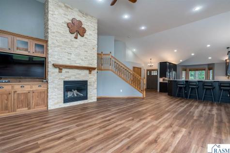 105 Jade Court Mankato MN 56001
