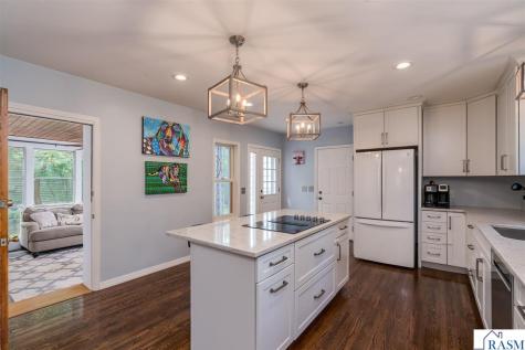 718 Baker Avenue Mankato MN 56001