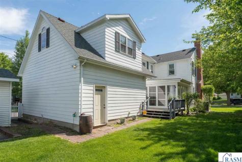 718 Baker Avenue Mankato MN 56001